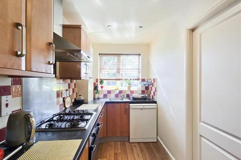 2 bedroom house for sale, Drysdale Fold, Huddersfield HD2