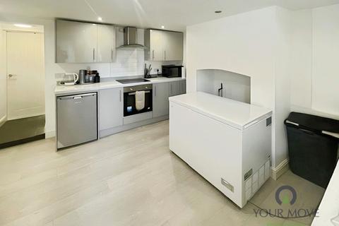 3 bedroom end of terrace house for sale, Fitzwilliam Street, Barnsley S74