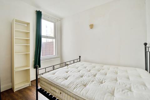 3 bedroom terraced house for sale, Ashley Road, Forest Gate, London, E7
