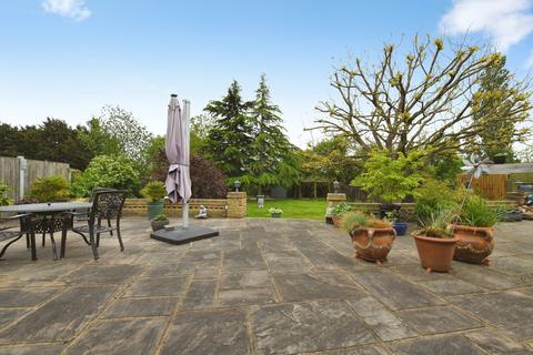 3 bedroom bungalow for sale, London Road, Vange, Basildon, Essex, SS16