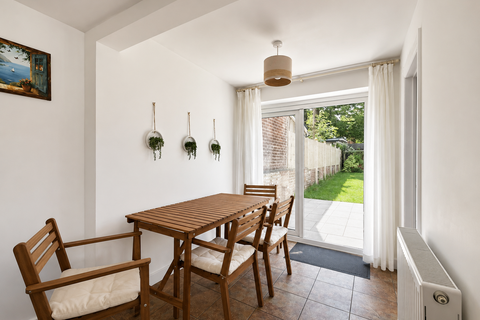 3 bedroom semi-detached house to rent, Oxford Road, Southampton, SO14
