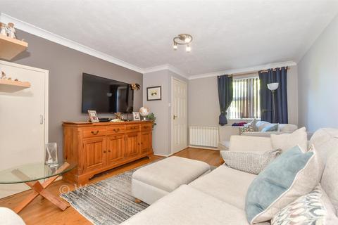 3 bedroom semi-detached house for sale, Turner Avenue, Cranbrook, Kent