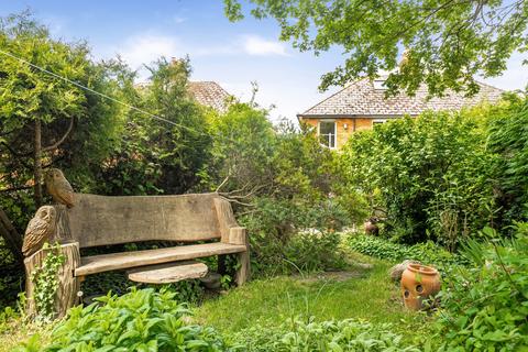3 bedroom semi-detached house for sale, Orchard Way, Wantage