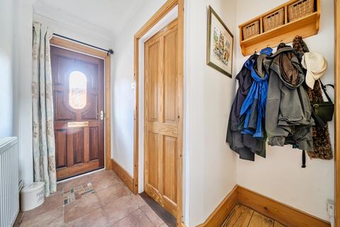 3 bedroom semi-detached house for sale, Orchard Way, Wantage