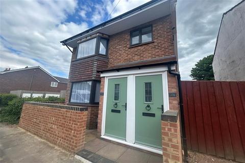 2 bedroom maisonette to rent, Shirley