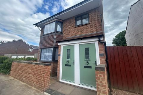 1 bedroom maisonette to rent, Shirley