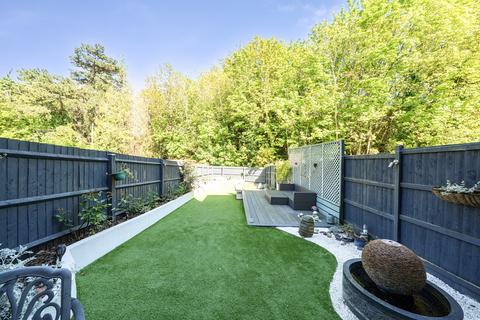 4 bedroom house for sale, Greer Garson Road, Denham
