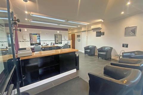 Retail property (high street) for sale, 174 Bitterne Rd Southampton SO18 1BG