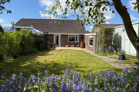 2 bedroom semi-detached bungalow for sale, Foxbury Close, Frome