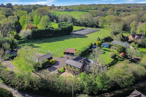 4 bedroom equestrian property for sale, Old Forge Lane, Horney Common, Uckfield, East Sussex, TN22