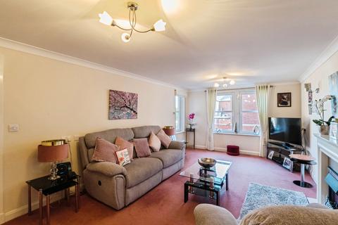 2 bedroom flat for sale, Ashton View, Lytham St. Annes, Lancashire, FY8