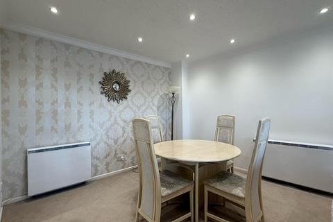 2 bedroom flat to rent, Furnished 2 Bed Flat To Let on Navigation Way, Preston