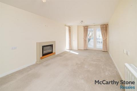 2 bedroom apartment for sale, Oakfield Court, Crofts Bank Road, Urmston, Manchester, M41 0AA