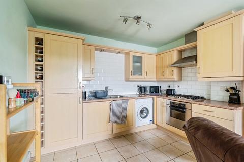 2 bedroom flat for sale, Conigre Square, Trowbridge