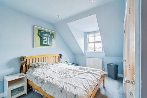 2 bedroom flat for sale, Conigre Square, Trowbridge