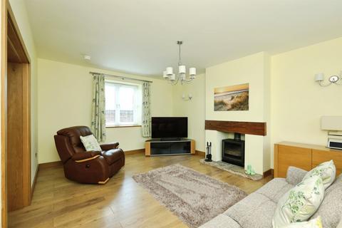 3 bedroom detached house for sale, Cedric Road, Edenthorpe, DONCASTER