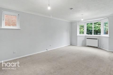 2 bedroom apartment for sale, Main Road, Biggin Hill