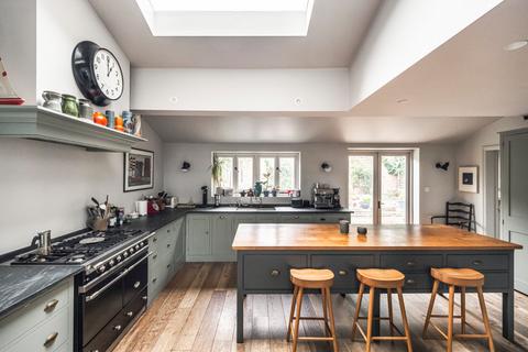 undefined, Beacon Hill, Holloway, Islington, London, N7