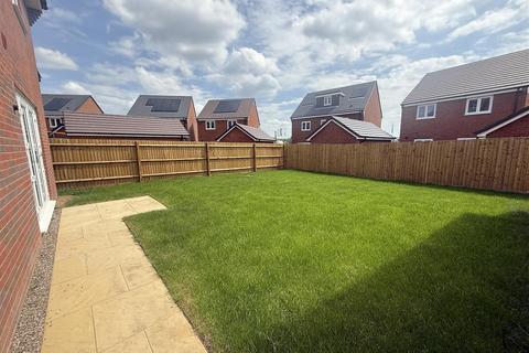 undefined, Spitfire Road, Tatenhill DE13
