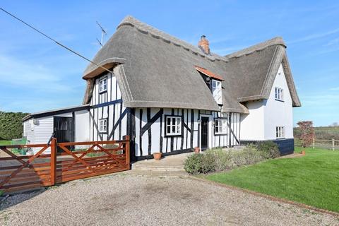 4 bedroom detached house for sale, Harlow Road, Magdalen Laver, CM5
