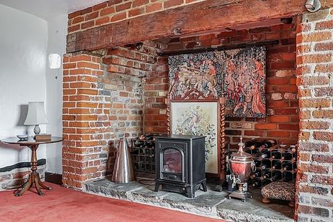 4 bedroom detached house for sale, Harlow Road, Magdalen Laver, CM5