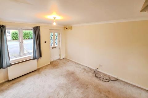 2 bedroom end of terrace house to rent, Hawkesbury Mews, Darlington, DL3