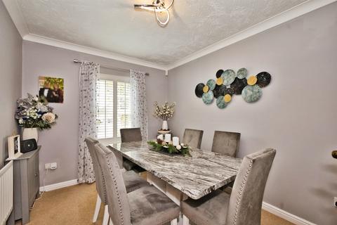 4 bedroom detached house for sale, Forde Park, YEOVIL