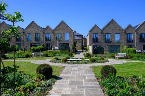 4 bedroom terraced house for sale, Trent Park, Enfield, Daffodil Crescent, Barnet EN4