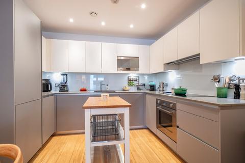 2 bedroom flat for sale, Sclater Street, Shoreditch, London, E1