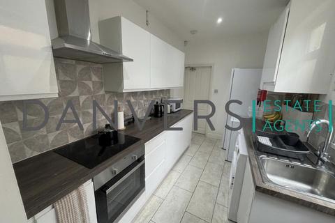 4 bedroom terraced house to rent, Rydal Street, Leicester LE2