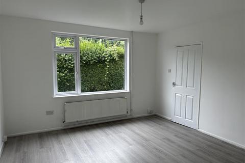 3 bedroom semi-detached house for sale, Glenhills Boulevard, Leicester