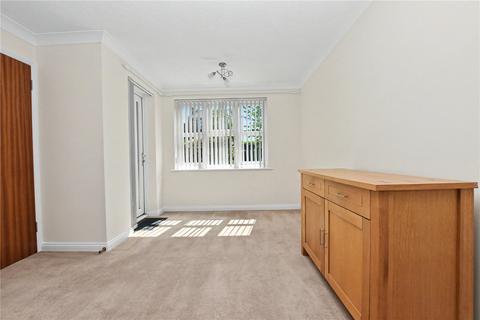 2 bedroom flat for sale, Crook Log, Bexleyheath, DA6