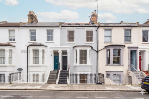 Halford Road, London, SW6