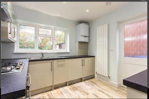 2 bedroom flat to rent, Westmead, Windsor, SL4