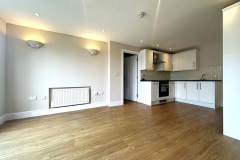 2 bedroom flat to rent, Westend Terrace, Gloucester GL1