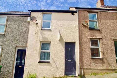 2 bedroom terraced house for sale, Hendre Street, Caernarfon, Gwynedd, LL55 2HY