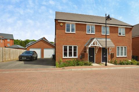 3 bedroom semi-detached house for sale, Vinners Close, Amesbury, SALISBURY