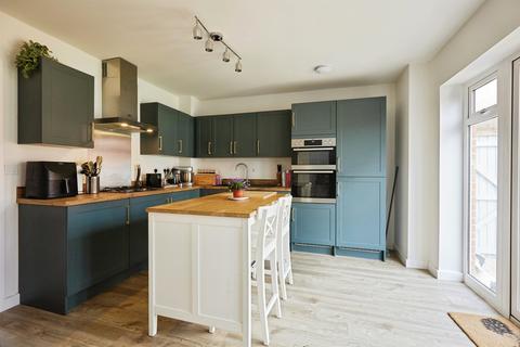 3 bedroom semi-detached house for sale, Vinners Close, Amesbury, SALISBURY