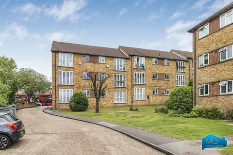 undefined, Colney Hatch Lane, Muswell Hill, London, N10