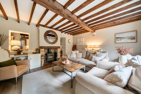 4 bedroom house for sale, Heathencote, Towcester, Northamptonshire, NN12