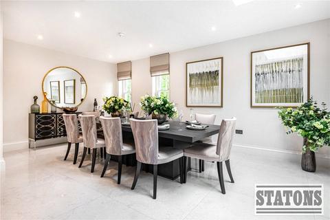 5 bedroom detached house for sale, Cullinan Close, Cuffley, Hertfordshire, EN6