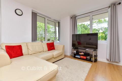2 bedroom flat for sale, Prime House, Leatherhead KT22