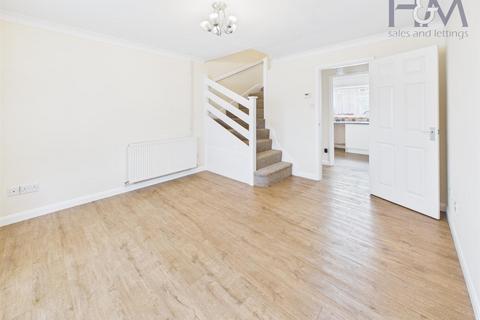 2 bedroom end of terrace house for sale, Grosvenor Gardens, Biggleswade