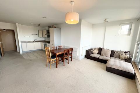 2 bedroom flat to rent, Ocean Way, Southampton, SO14