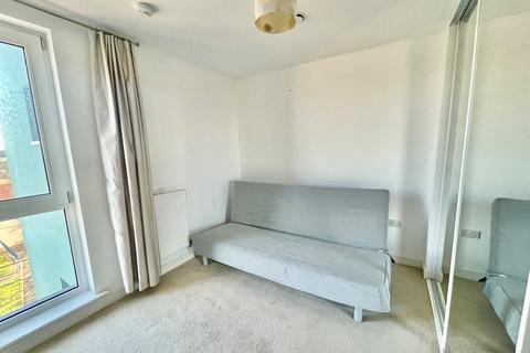2 bedroom flat to rent, Ocean Way, Southampton, SO14