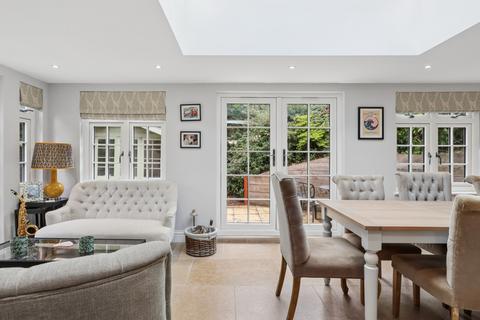 3 bedroom detached bungalow for sale, Frensham Road, Farnham, GU10
