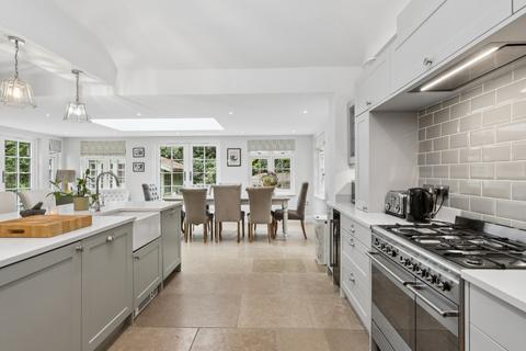 3 bedroom detached bungalow for sale, Frensham Road, Farnham, GU10
