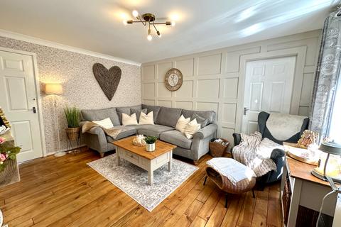 4 bedroom semi-detached house for sale, Woden Road West, Wednesbury WS10