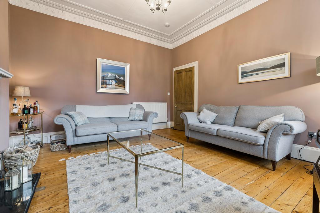 House in Glasgow - More