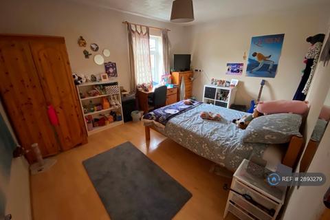 3 bedroom terraced house to rent, Portswood Road, Southampton, SO17